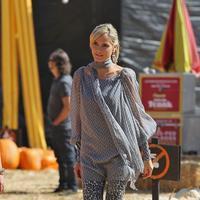 Heidi Klum at Mr Bones Pumpkin Patch in West Hollywood | Picture 100733